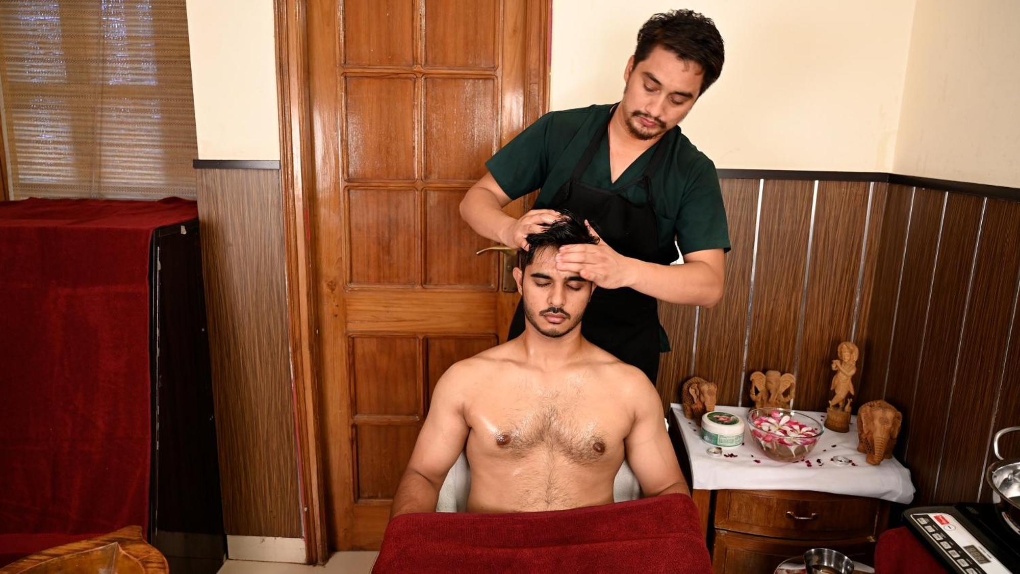 Ayurveda Bhavan Rishikesh Bagian luar foto