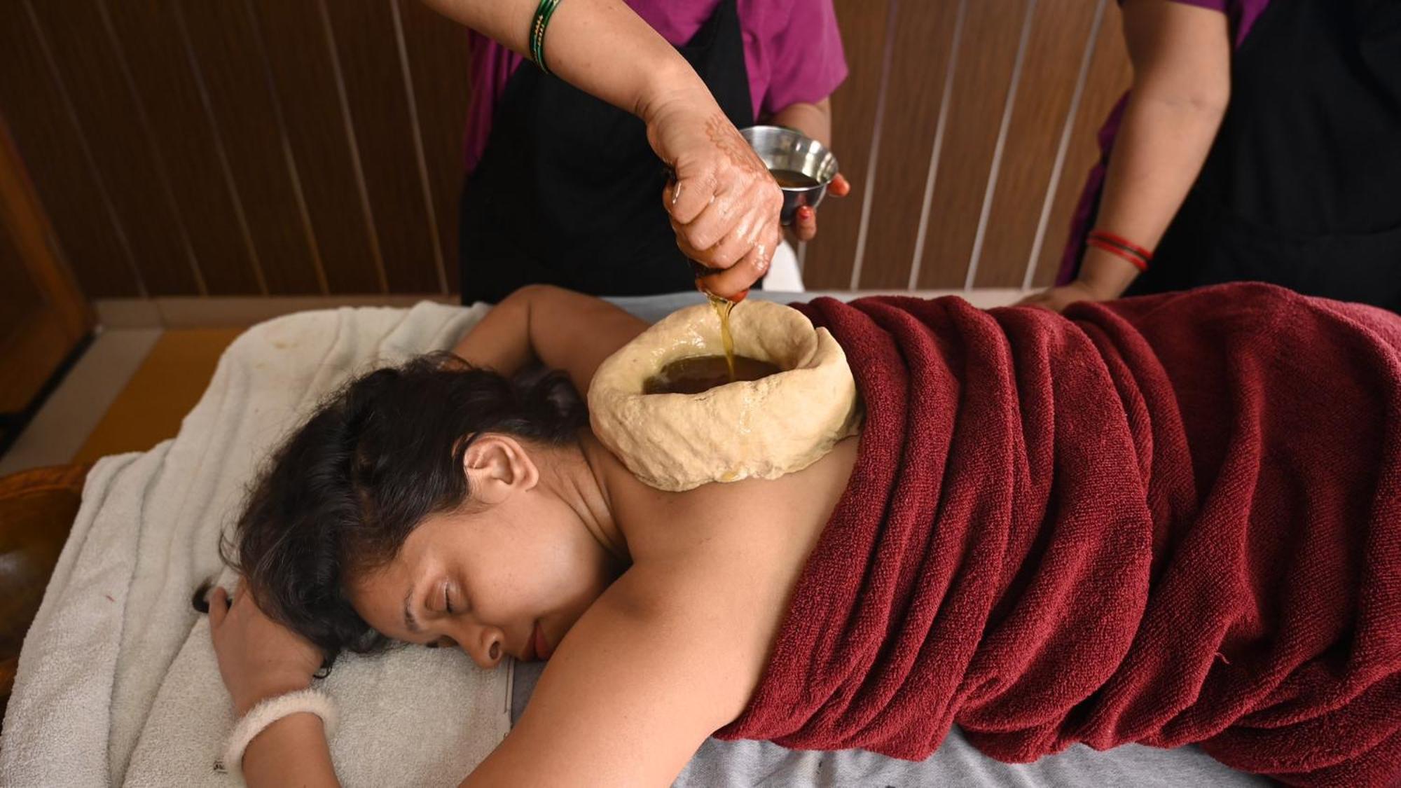 Ayurveda Bhavan Rishikesh Bagian luar foto