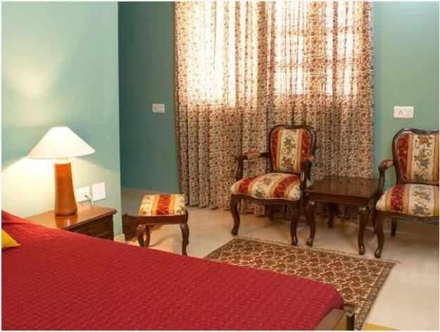 Ayurveda Bhavan Rishikesh Bagian luar foto